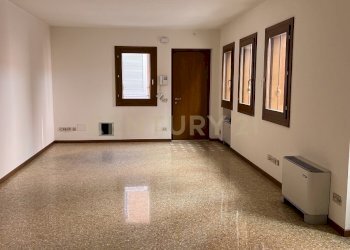 IMG_2324.jpg - Townhouse Corso Giuseppe Mazzini 37, Verona - photo 1