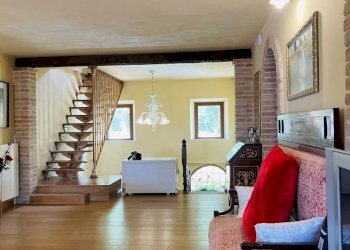 IMG_1936.jpeg - Villa VIA CHIARAVALLESE, Osimo - photo 16