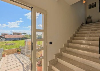 PXL_20260317_100034022~2.jpg - Three-room apartment Via Etna 10/d, Aprilia - photo 4