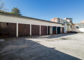 DJI_0706.jpg - Three-room apartment Via Giorgio Bellono, Torino (neighborhood Mirafiori Nord) - photo 6