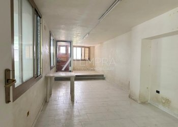 IMG_1181.jpg - Not Food Via dei Fiori, Biancavilla - photo 14