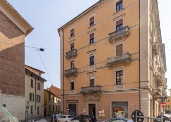 ViaRubbiani_2 (1 di 33).jpg - Ufficio Via Alfonso Rubbiani 2, Bologna (zona Centro Storico) - foto 1