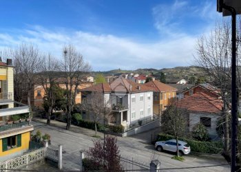 Three-room apartment Via Alba, Canelli - photo 14