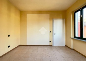 Three-room apartment Via Alba, Canelli - photo 17