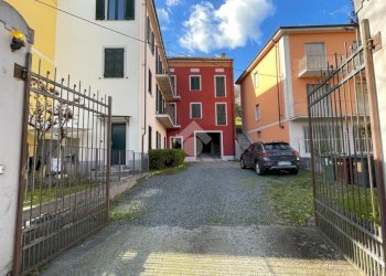 Three-room apartment Via Alba, Canelli - photo 1