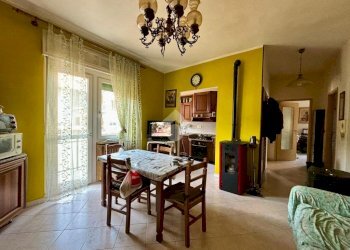Three-room apartment Via Torino, Sant'Antonino di Susa - photo 4