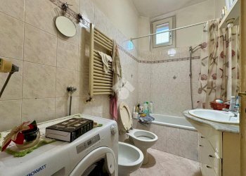 Three-room apartment Via Torino, Sant'Antonino di Susa - photo 14