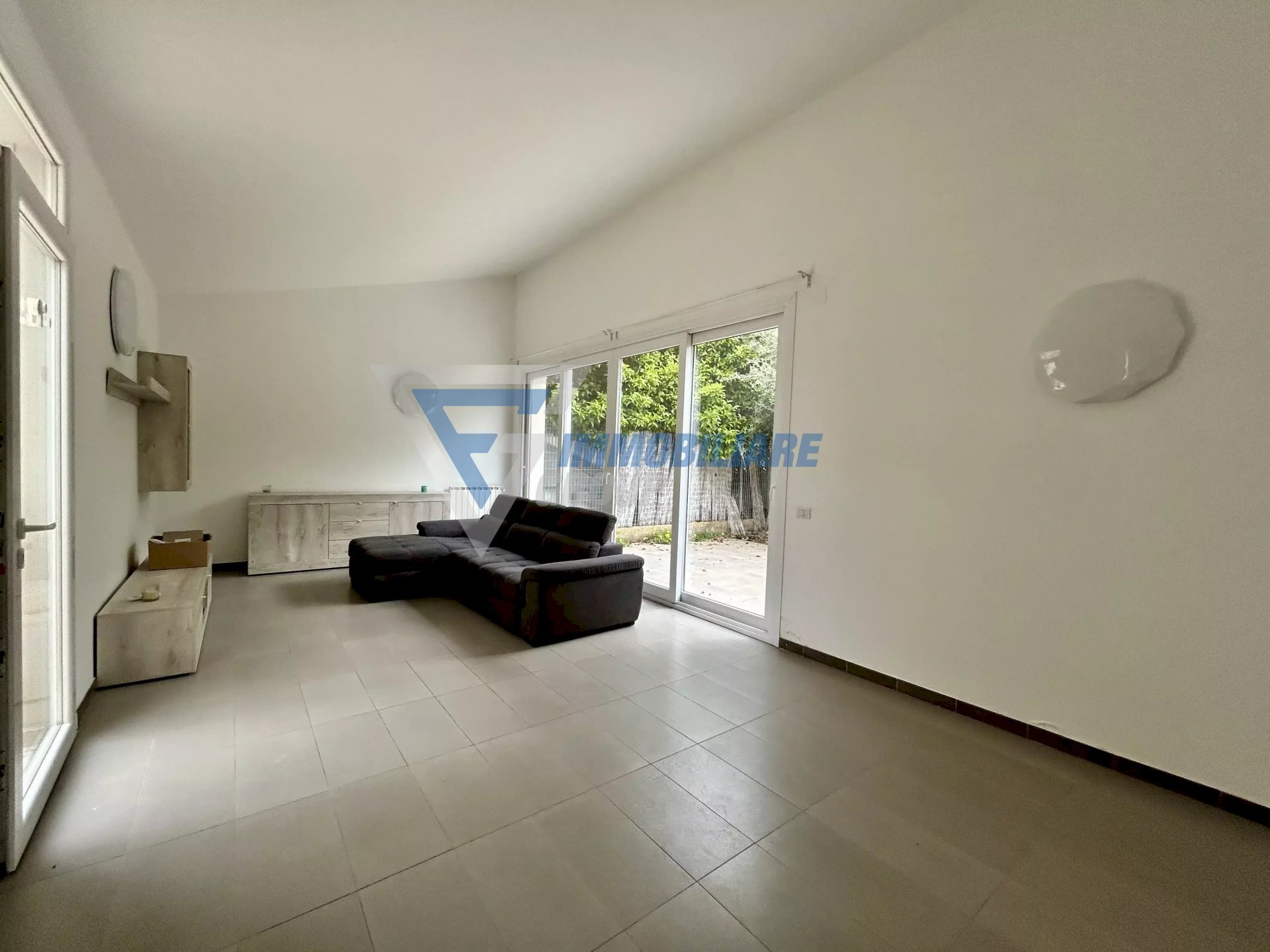 salone - Villa a Schiera via Gela, Siracusa - foto 2