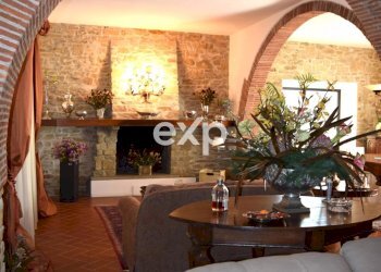 Villa Arezzo - photo 16