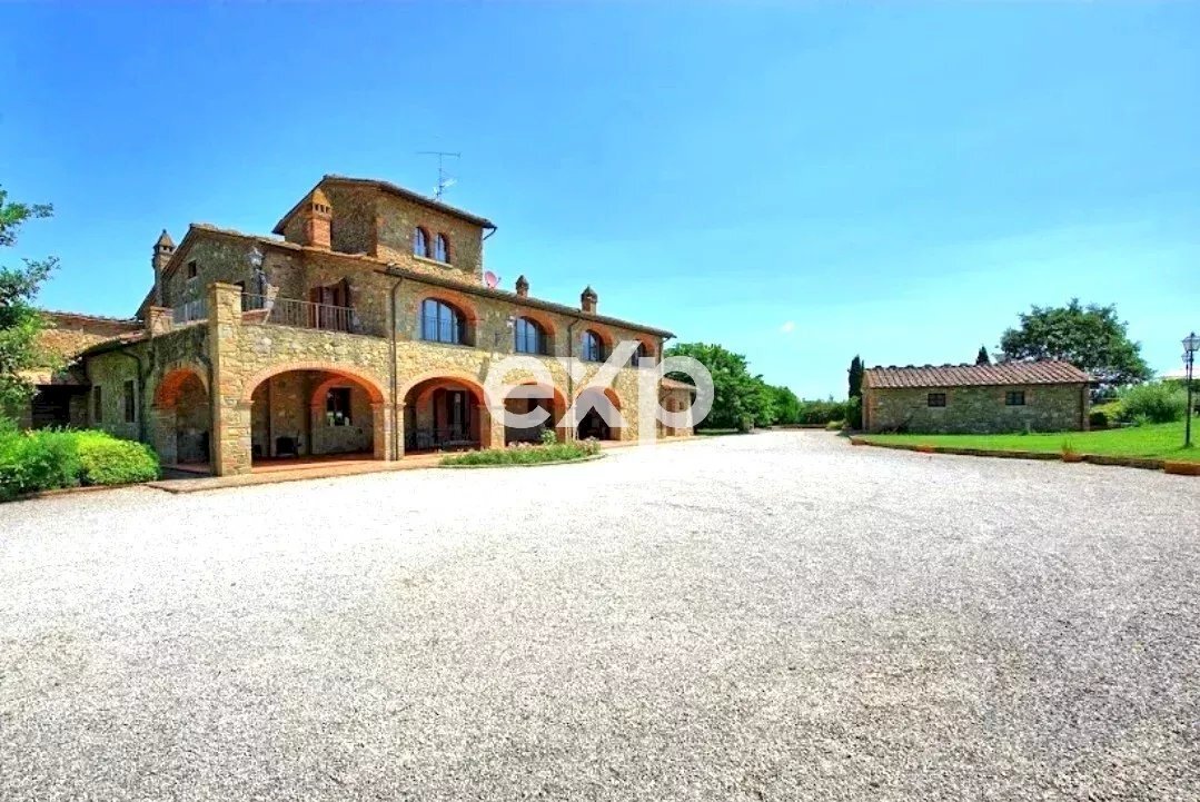 Villa Lucignano - foto 1