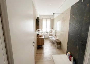 Three-room apartment Via Fratelli Cervi, Calolziocorte - photo 10