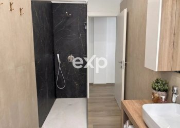Three-room apartment Via Fratelli Cervi, Calolziocorte - photo 11
