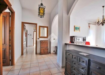 Four-room apartment Via Farini, Cigliano - photo 6