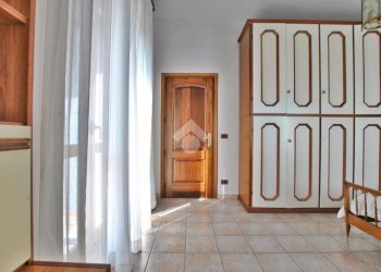 Four-room apartment Via Farini, Cigliano - photo 31