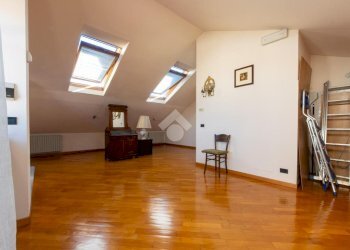 Attic Corso Luigi Manacorda, Casale Monferrato - photo 6