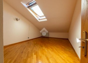 Attic Corso Luigi Manacorda, Casale Monferrato - photo 8