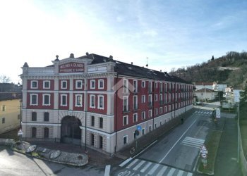 Box Corso Re Umberto, Verzuolo - photo 1