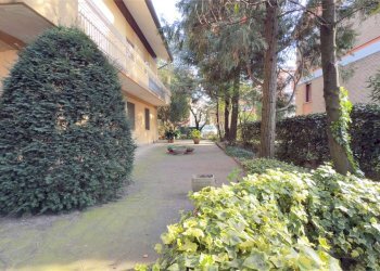 Villa Modena (zona Crocetta) - foto 1
