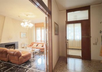 Villa Modena (zona Crocetta) - foto 2