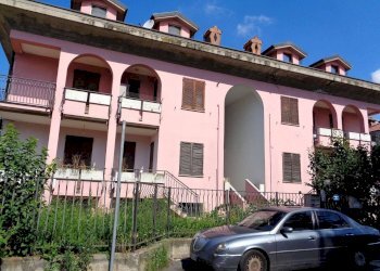 One-room apartment Bernareggio - photo 22