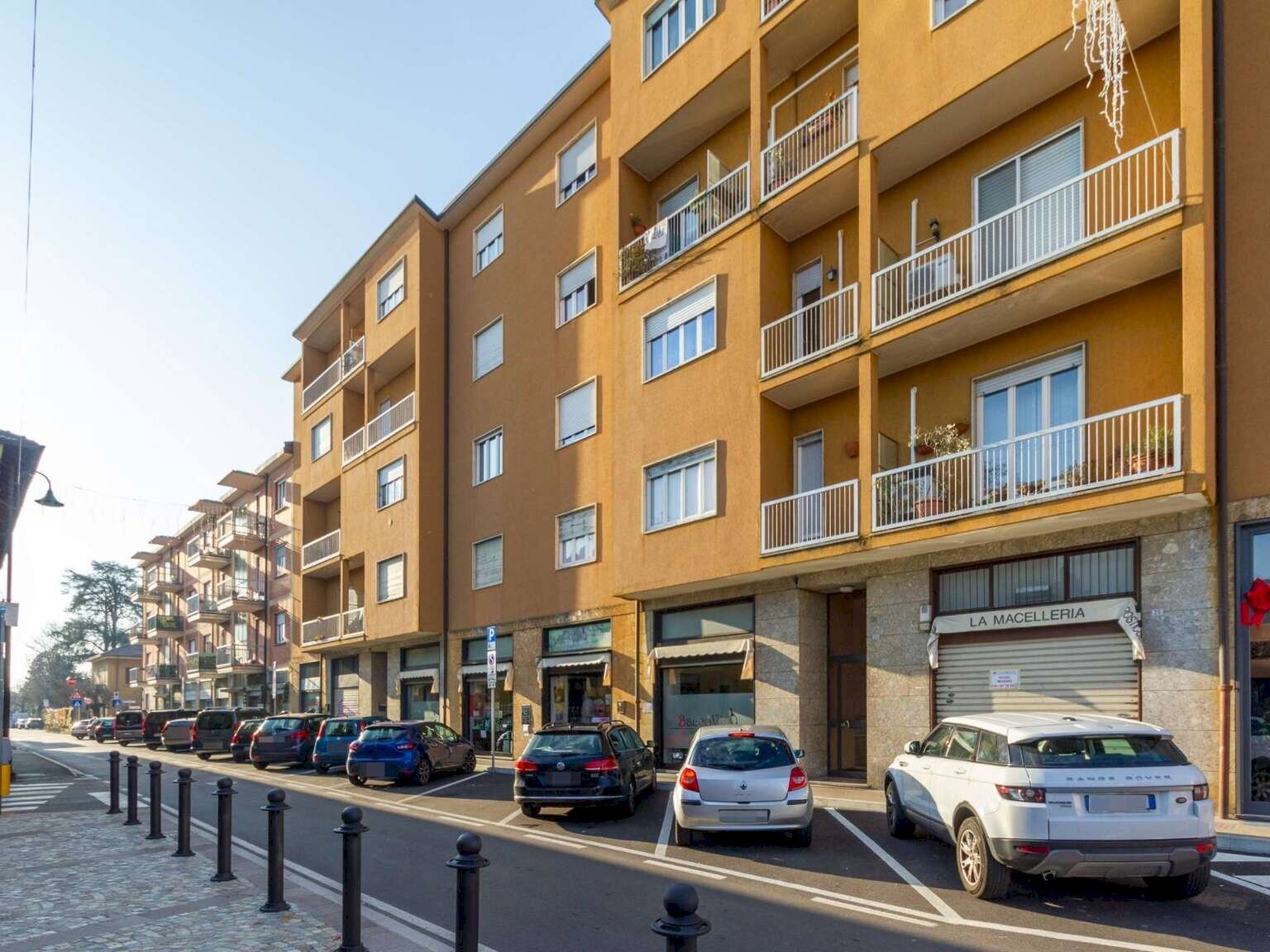 Three-room apartment Usmate Velate - photo 1