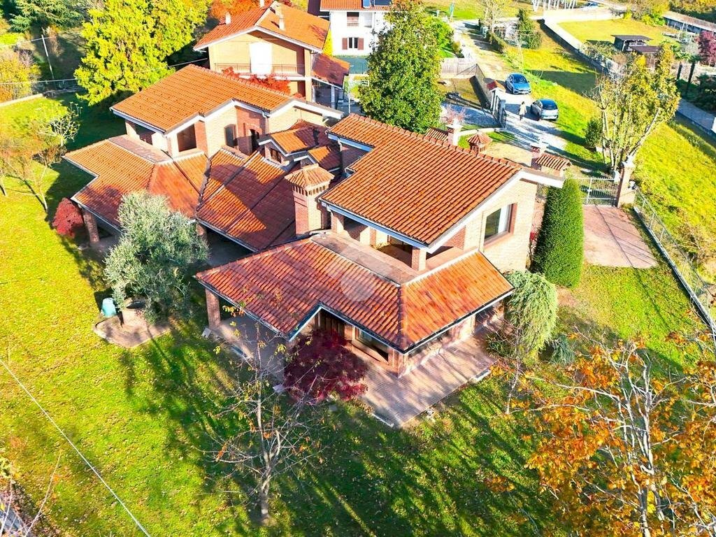 Villa Via Combaluetto, Trana - foto 1