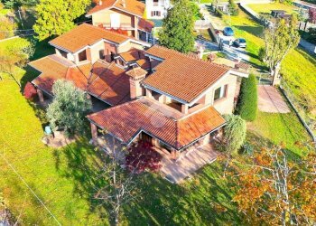 Villa Via Combaluetto, Trana - foto 1