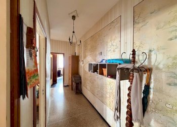 Four-room apartment Via Nino Bixio, Albisola Superiore - photo 2