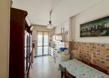 Four-room apartment Via Nino Bixio, Albisola Superiore - photo 4