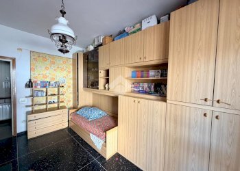 Four-room apartment Via Nino Bixio, Albisola Superiore - photo 11