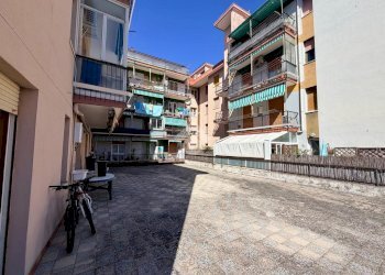 Four-room apartment Via Nino Bixio, Albisola Superiore - photo 26