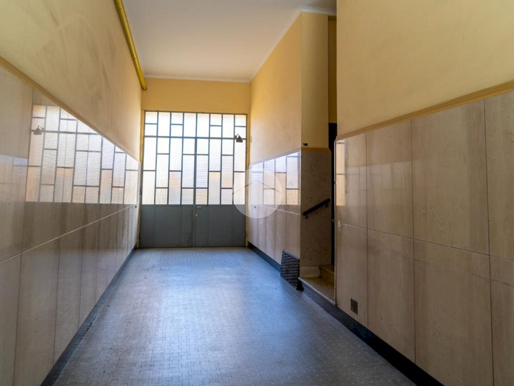 Three-room apartment Viale Camillo Benso Di Cavour, Chivasso - photo 3