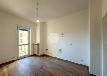 Three-room apartment Viale Camillo Benso Di Cavour, Chivasso - photo 9