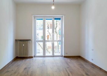 Three-room apartment Viale Camillo Benso Di Cavour, Chivasso - photo 15