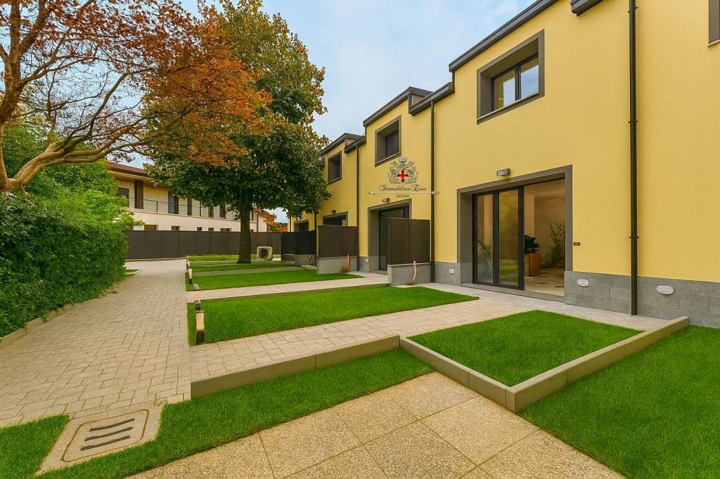 Terraced Villa Milano (neighborhood Crescenzago) - photo 1