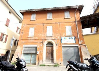 Stabile - Palazzo Via C. Termanini, Valsamoggia (zona San Lazzaro) - foto 1