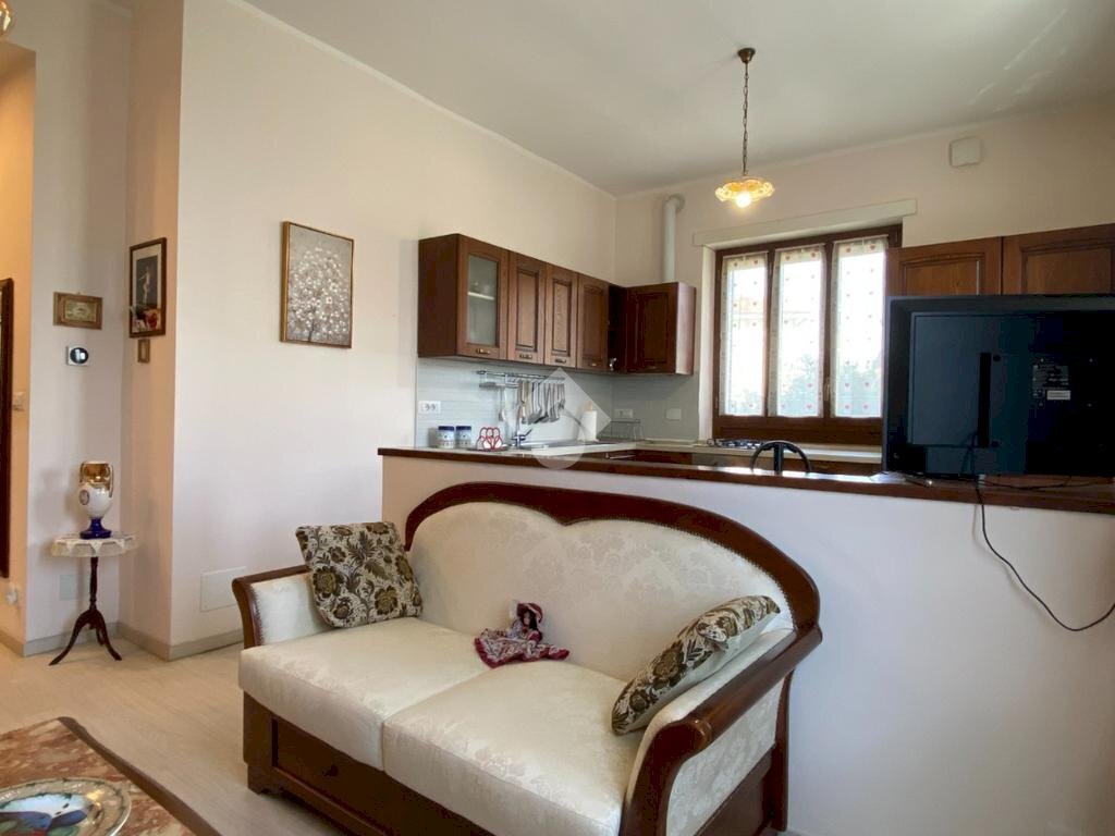 Three-room apartment Via san rocco, Grugliasco - photo 2