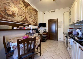 Four-room apartment Via san rocco, Grugliasco - photo 12