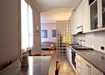 Cucina - Bilocale via Sant'Isaia, 34, Bologna (zona Centro Storico) - foto 4