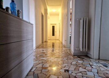 Corridoio - Bilocale via Sant'Isaia, 34, Bologna (zona Centro Storico) - foto 26