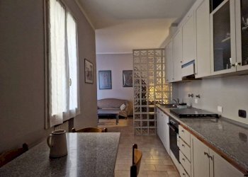Cucina - Bilocale via Sant'Isaia, 34, Bologna (zona Centro Storico) - foto 35