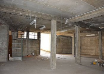 Magazzino - Warehouse via Monterosso, Cardano al Campo - photo 3