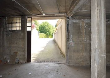 Magazzino - Warehouse via Monterosso, Cardano al Campo - photo 6