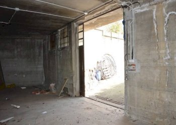 Interno non residenziale - Warehouse via Monterosso, Cardano al Campo - photo 7