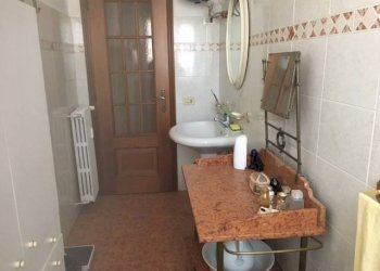 Bagno - Four-room apartment via Giovanni Plana, Alessandria - photo 10