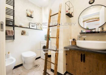 Bagno - Trilocale vico Pellegro Maruffo, 2, Genova (zona Voltri) - foto 11