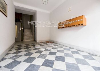 Interno palazzo - Trilocale via Aldo Acquarone, Genova (zona Castelletto) - foto 10