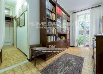 Ingresso - Trilocale via Aldo Acquarone, Genova (zona Castelletto) - foto 11