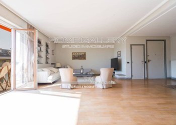 Salone - Appartamento viale Arezzo, Genova (zona Albaro) - foto 7