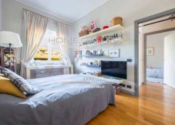 Camera da letto - Apartment viale Arezzo, 7, Genova (neighborhood Albaro) - photo 31
